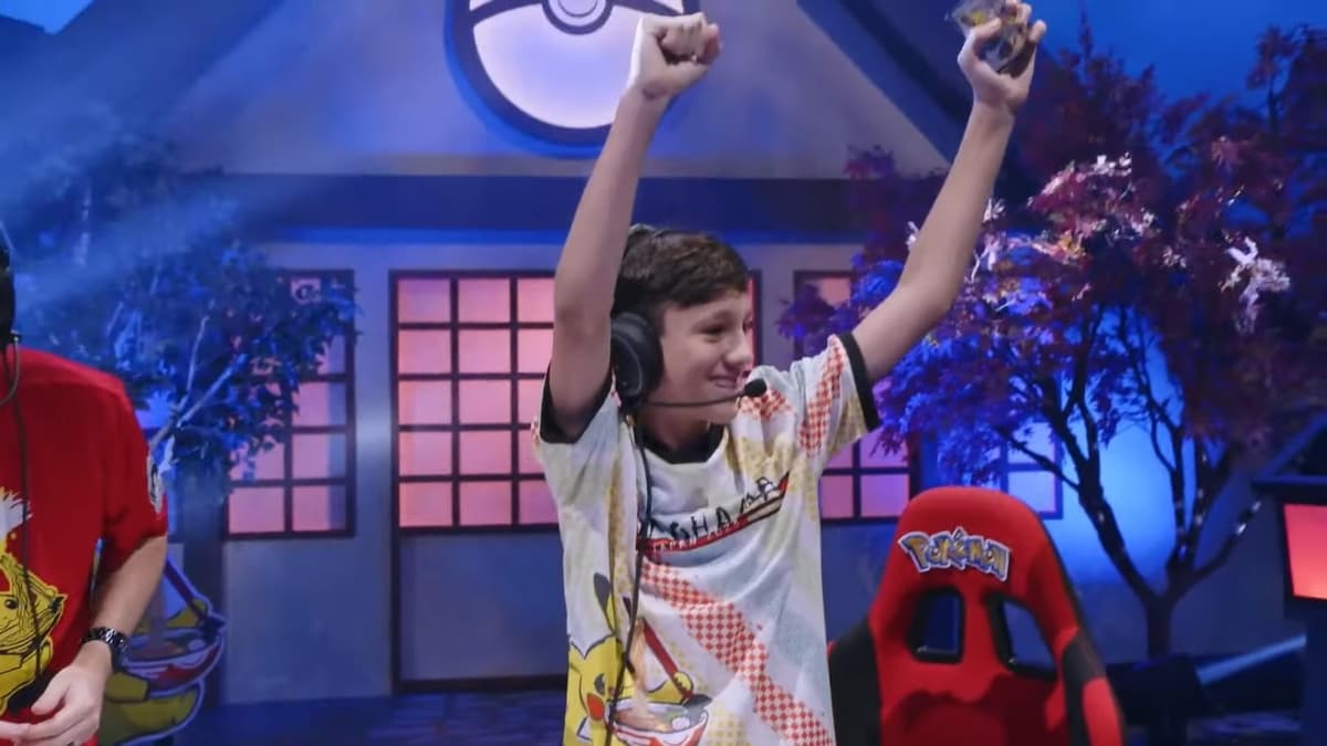 Brasileiro campeão mundial de Pokémon, Gabriel Fernandez, fala os principais decks do TCG para o mundial