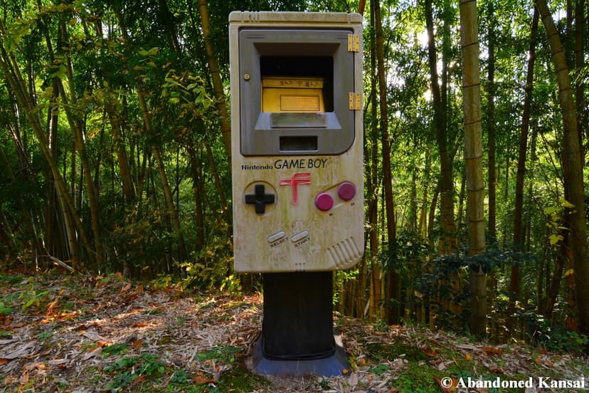 Caixa de correio feita de Game Boy vira atração inusitada no Japão